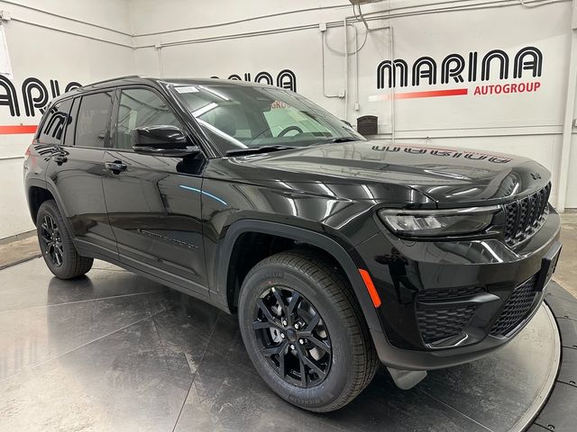 2025 Jeep Grand Cherokee Altitude