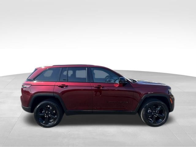 2025 Jeep Grand Cherokee 