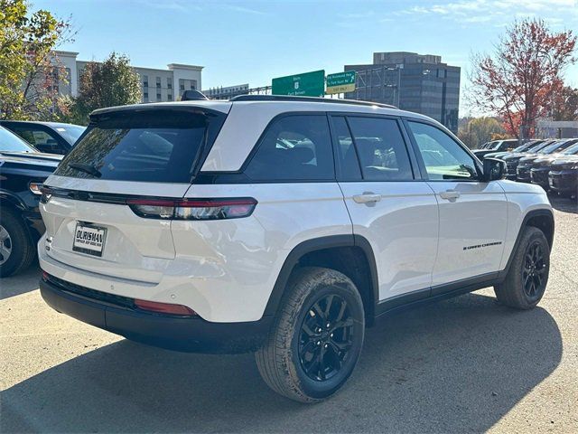 2025 Jeep Grand Cherokee 