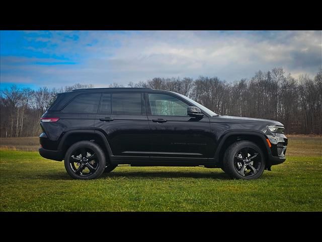 2025 Jeep Grand Cherokee Altitude X