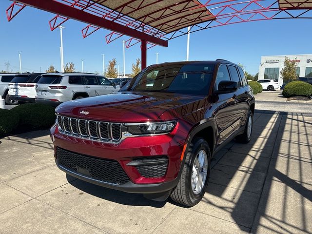 2025 Jeep Grand Cherokee Laredo X