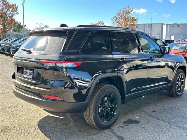 2025 Jeep Grand Cherokee 