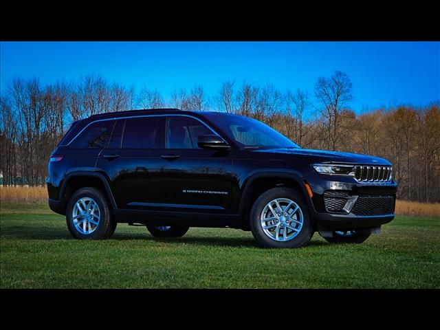 2025 Jeep Grand Cherokee Laredo X