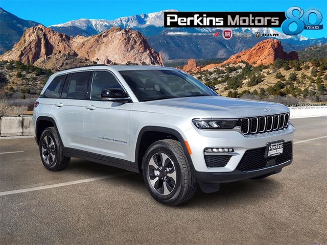 2025 Jeep Grand Cherokee 4xe Base