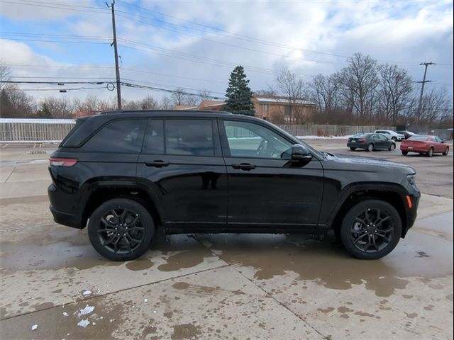 2025 Jeep Grand Cherokee 4xe Anniversary Edition