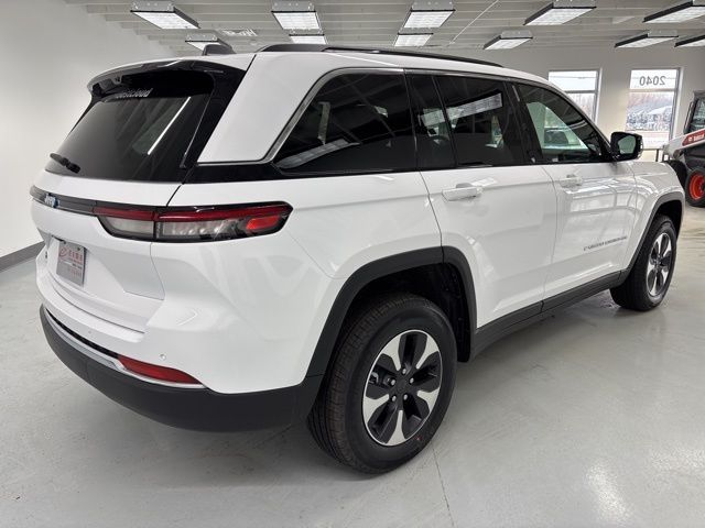 2025 Jeep Grand Cherokee 4xe Base