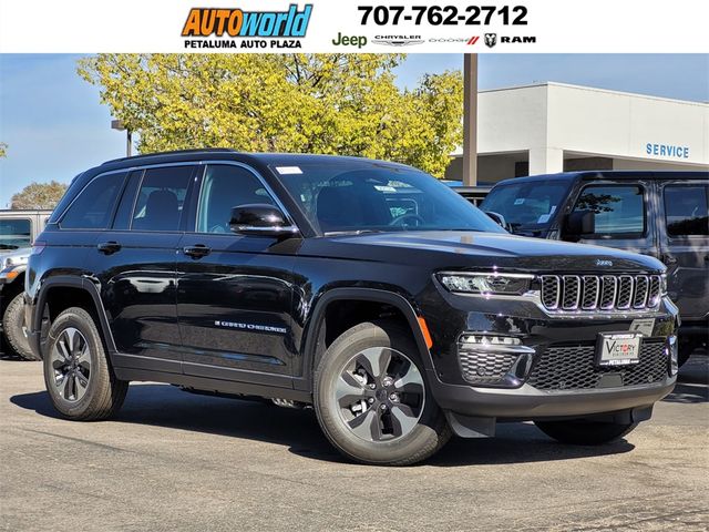 2025 Jeep Grand Cherokee 4xe Base