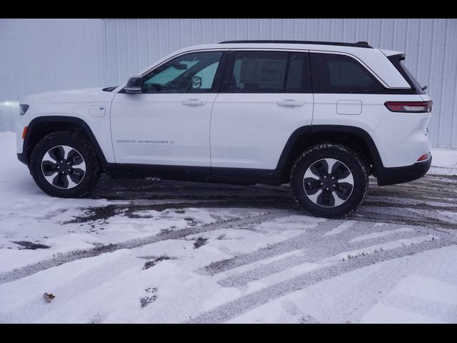 2025 Jeep Grand Cherokee 4xe Base