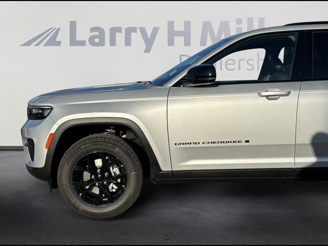 2025 Jeep Grand Cherokee 