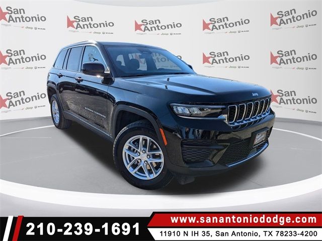 2025 Jeep Grand Cherokee Laredo X