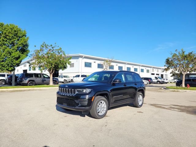 2025 Jeep Grand Cherokee Laredo X