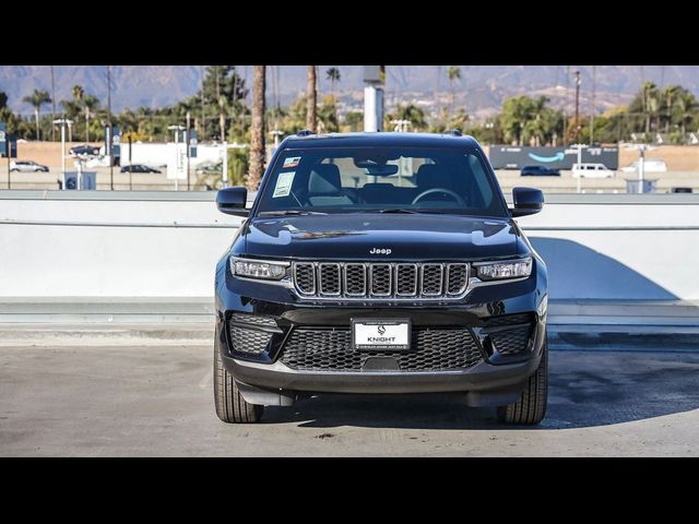 2025 Jeep Grand Cherokee Laredo X