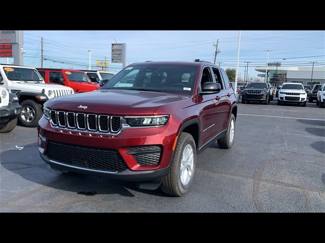 2025 Jeep Grand Cherokee Laredo X