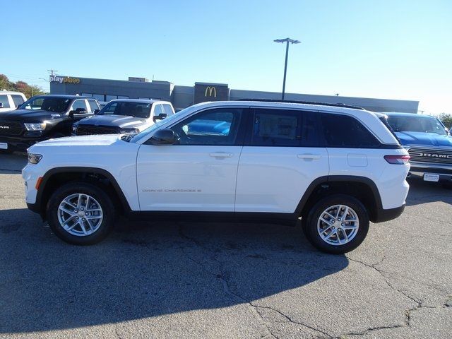 2025 Jeep Grand Cherokee Laredo X