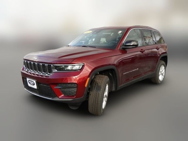 2025 Jeep Grand Cherokee Laredo X