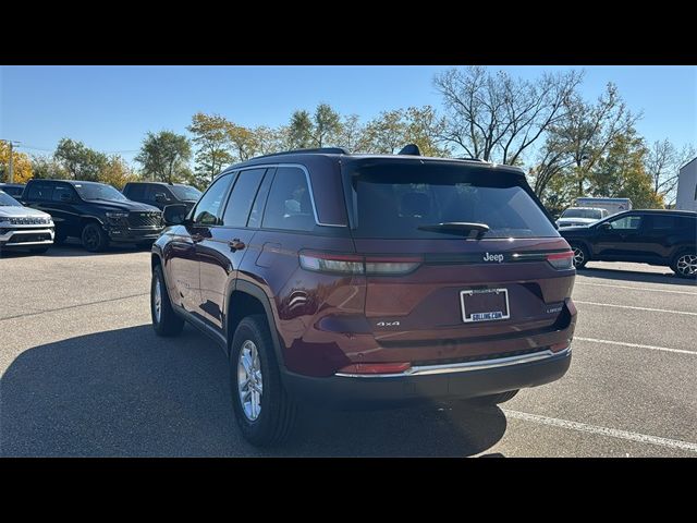 2025 Jeep Grand Cherokee Laredo