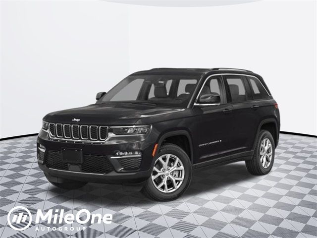 2025 Jeep Grand Cherokee Laredo