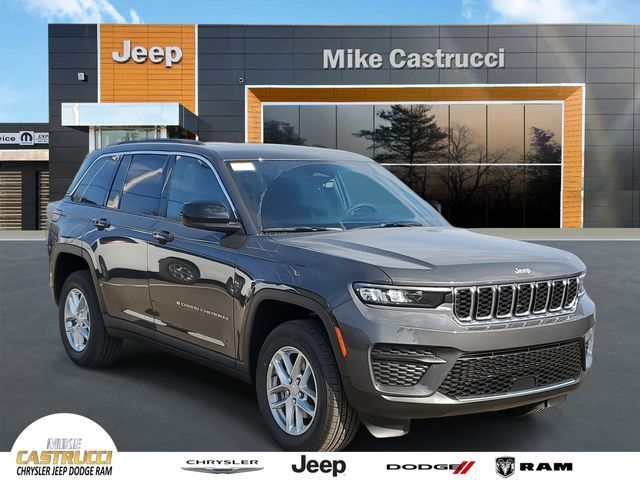 2025 Jeep Grand Cherokee Laredo