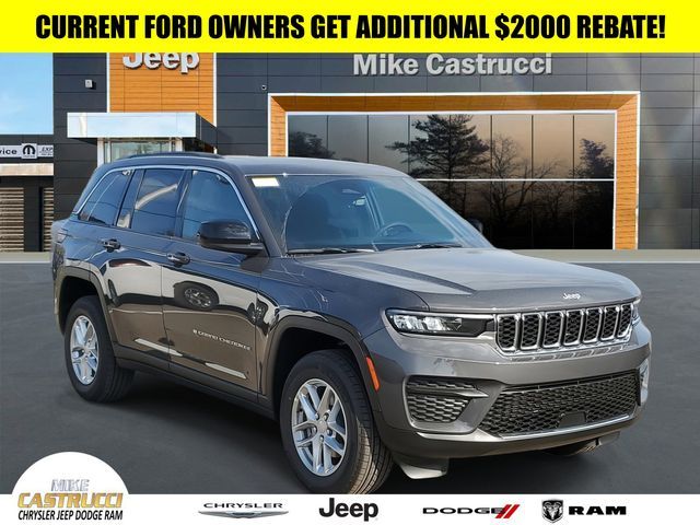 2025 Jeep Grand Cherokee Laredo