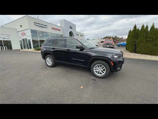 2025 Jeep Grand Cherokee Laredo X