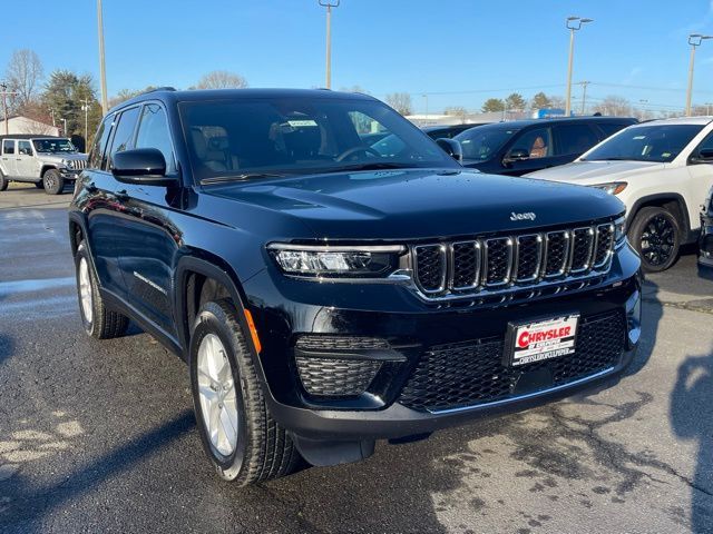 2025 Jeep Grand Cherokee Laredo X