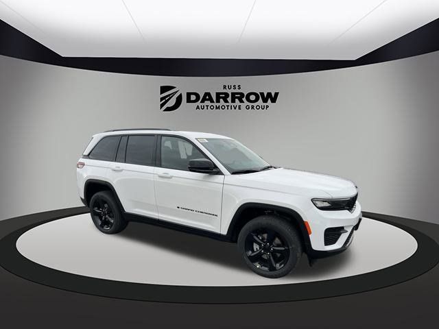 2025 Jeep Grand Cherokee Laredo