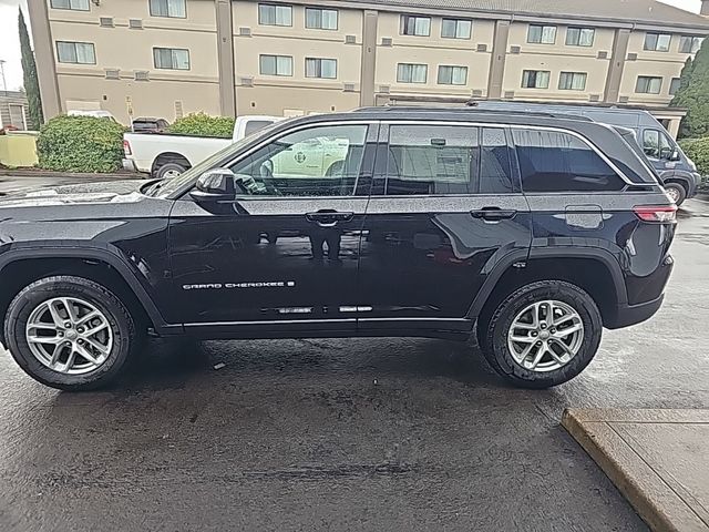 2025 Jeep Grand Cherokee Laredo X