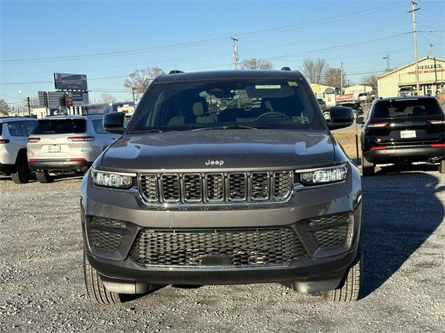 2025 Jeep Grand Cherokee Laredo X