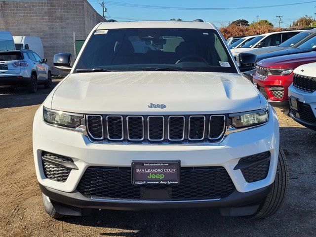 2025 Jeep Grand Cherokee 