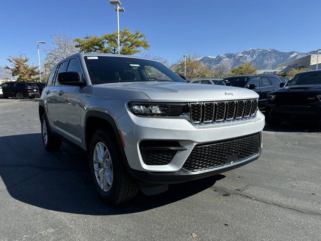 2025 Jeep Grand Cherokee Laredo X