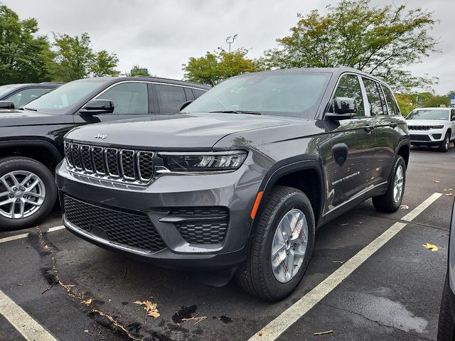 2025 Jeep Grand Cherokee Laredo X