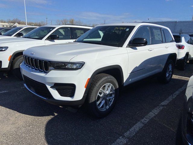 2025 Jeep Grand Cherokee Laredo X