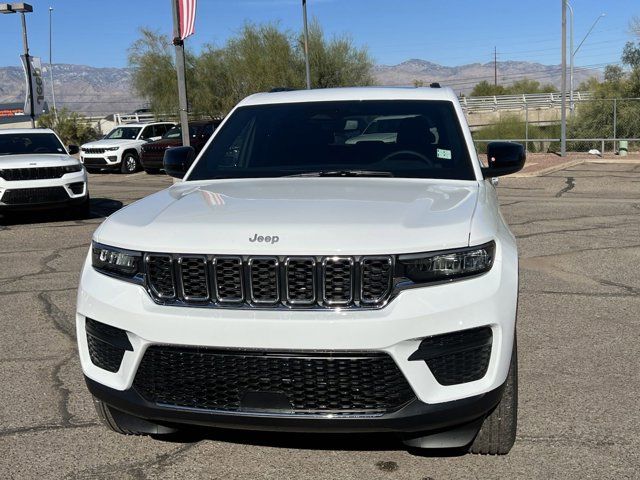 2025 Jeep Grand Cherokee Laredo X