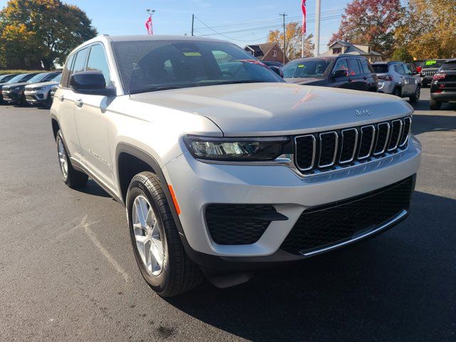 2025 Jeep Grand Cherokee Laredo X