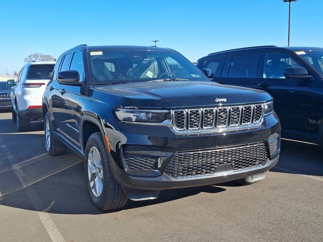 2025 Jeep Grand Cherokee Laredo X