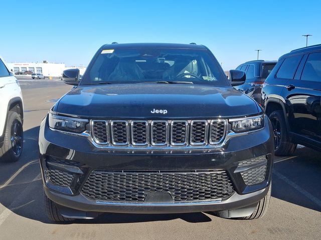 2025 Jeep Grand Cherokee Laredo X