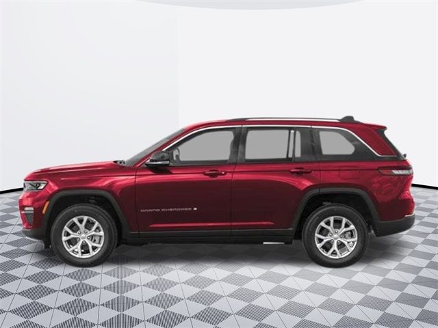 2025 Jeep Grand Cherokee Laredo X