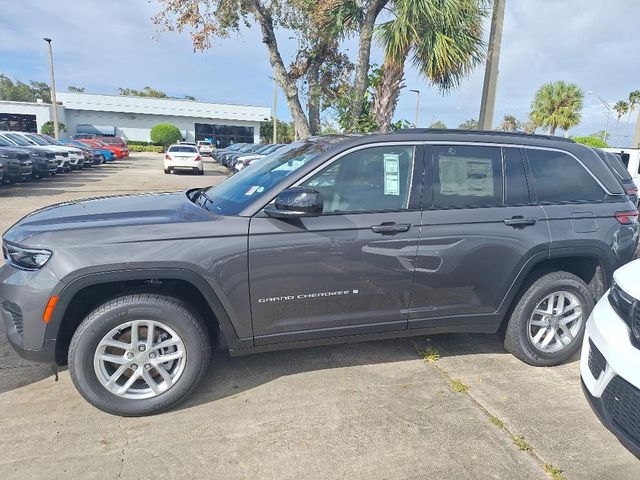 2025 Jeep Grand Cherokee Laredo X