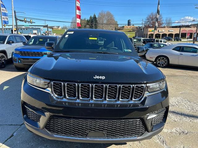 2025 Jeep Grand Cherokee Laredo X