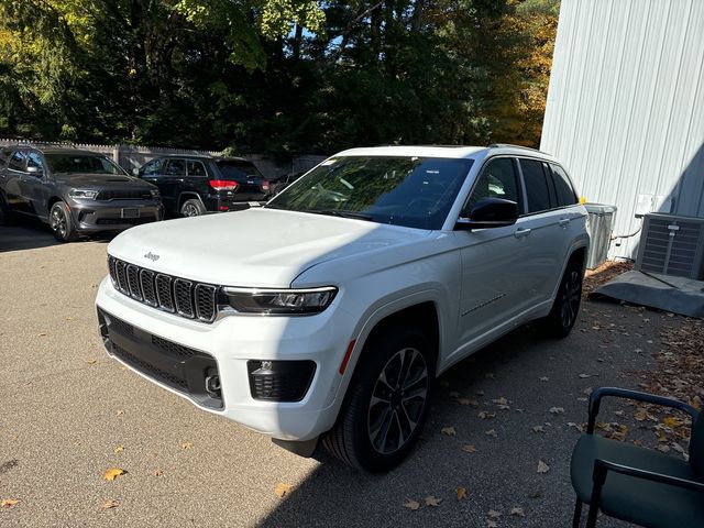 2025 Jeep Grand Cherokee Overland