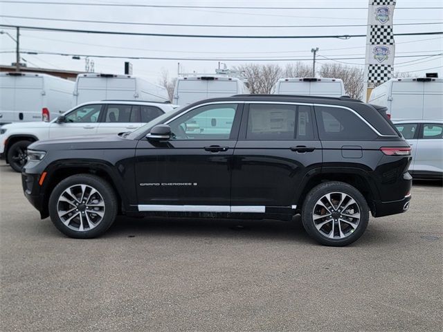 2025 Jeep Grand Cherokee Overland