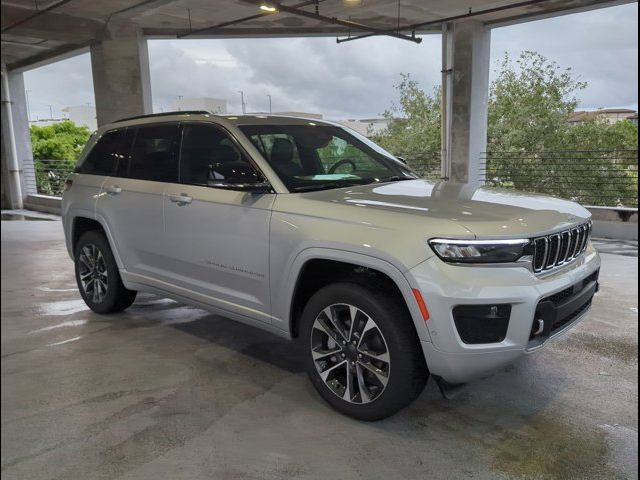 2025 Jeep Grand Cherokee Overland