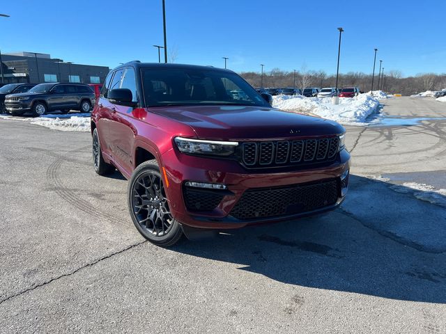 2025 Jeep Grand Cherokee Summit