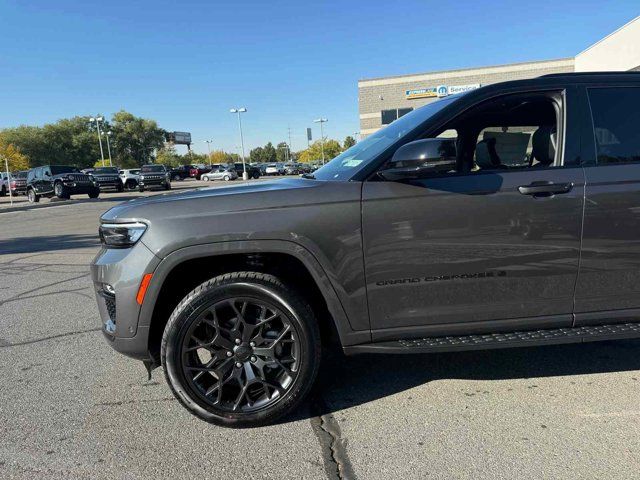 2025 Jeep Grand Cherokee Summit