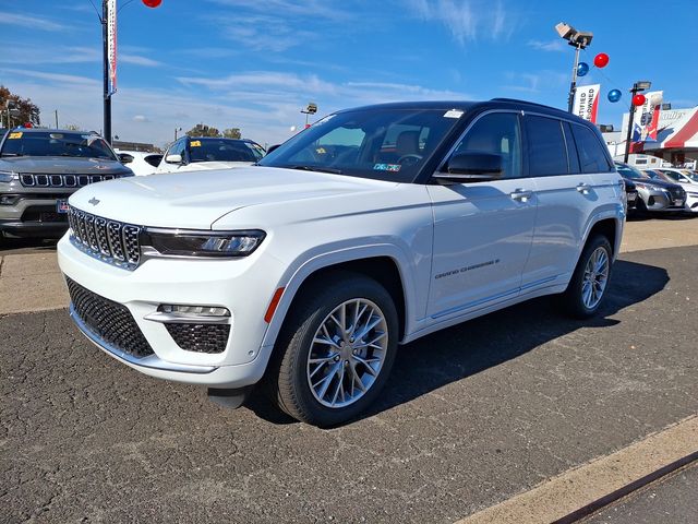 2025 Jeep Grand Cherokee Summit