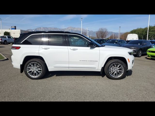 2025 Jeep Grand Cherokee Summit