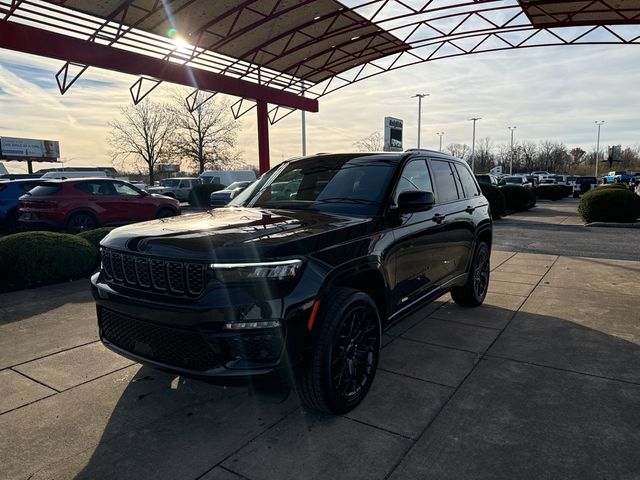 2025 Jeep Grand Cherokee Summit