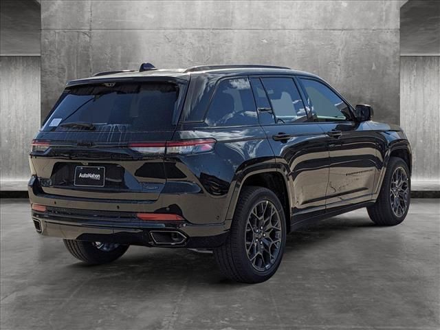 2025 Jeep Grand Cherokee Summit