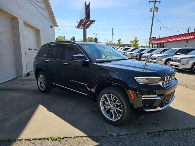 2025 Jeep Grand Cherokee Summit