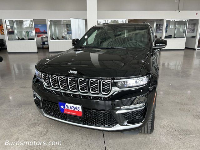 2025 Jeep Grand Cherokee Summit